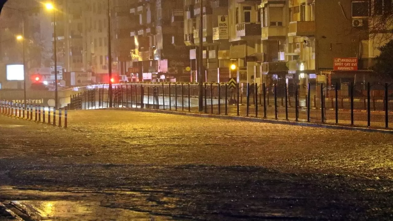 Antalya'da sağanak ne zaman bitecek? 1