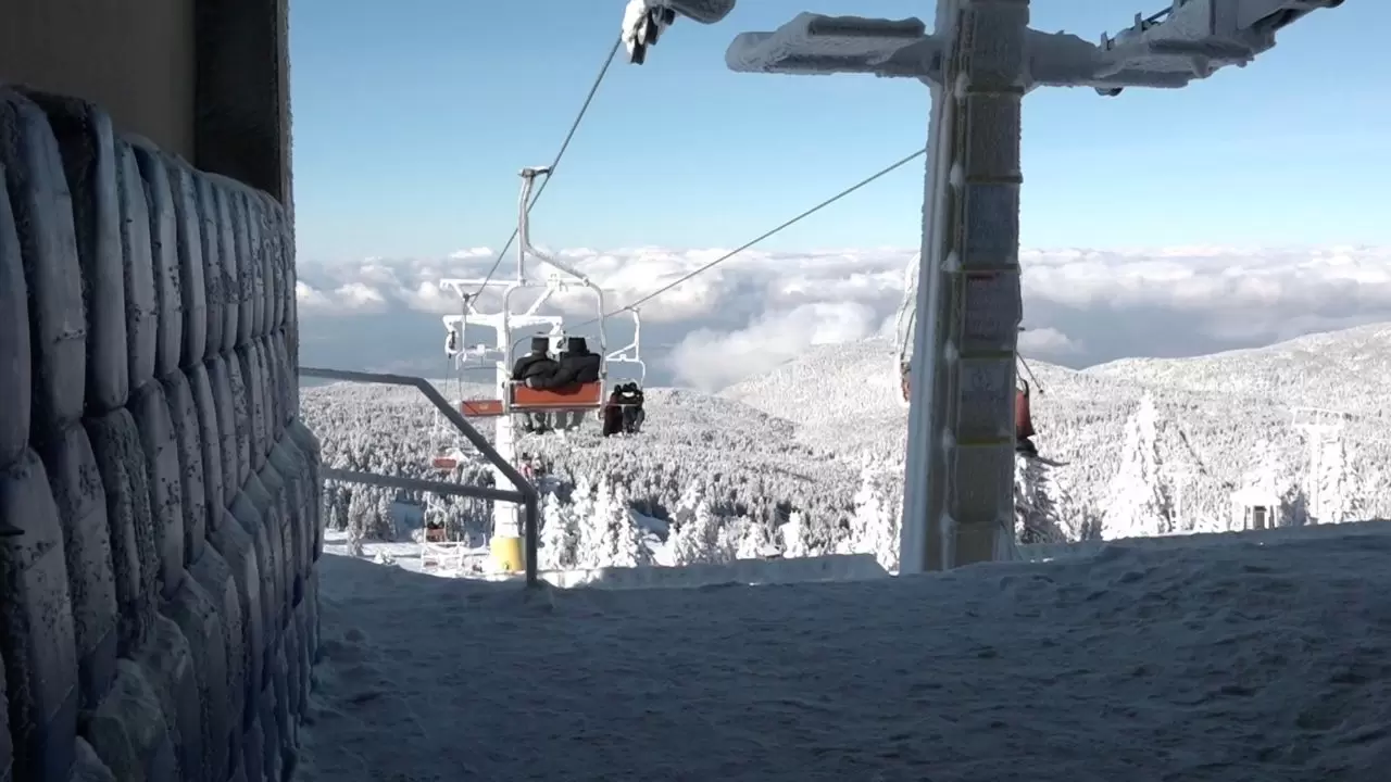 Zirvede fiyat uçurumu: Geceliği 42 bin TL’lik oteller ve poşetle kayan öğrenciler 6