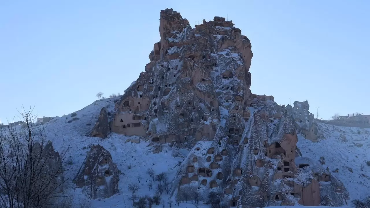 Kapadokya’da kış harikası! Balon turlarıyla görülmesi gereken büyüleyici manzaralar 4