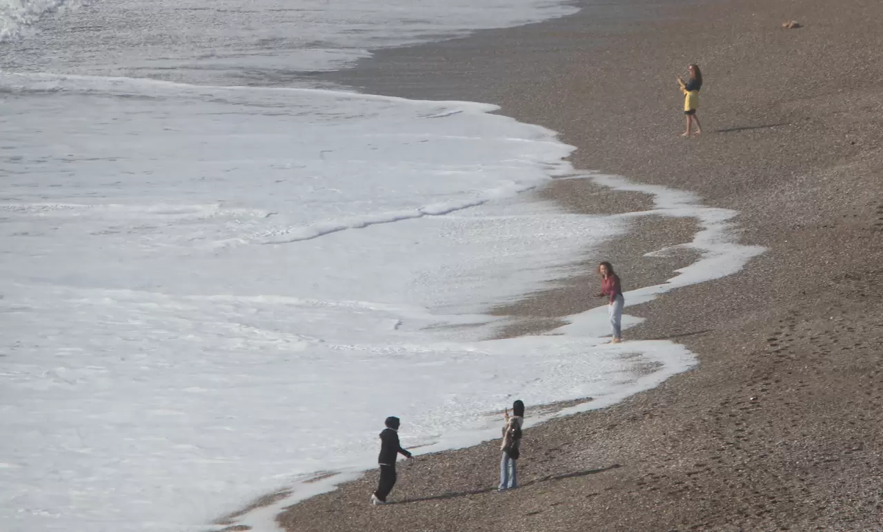 Fırtına sonrası Konyaaltı'nda ilginç görüntüler 3
