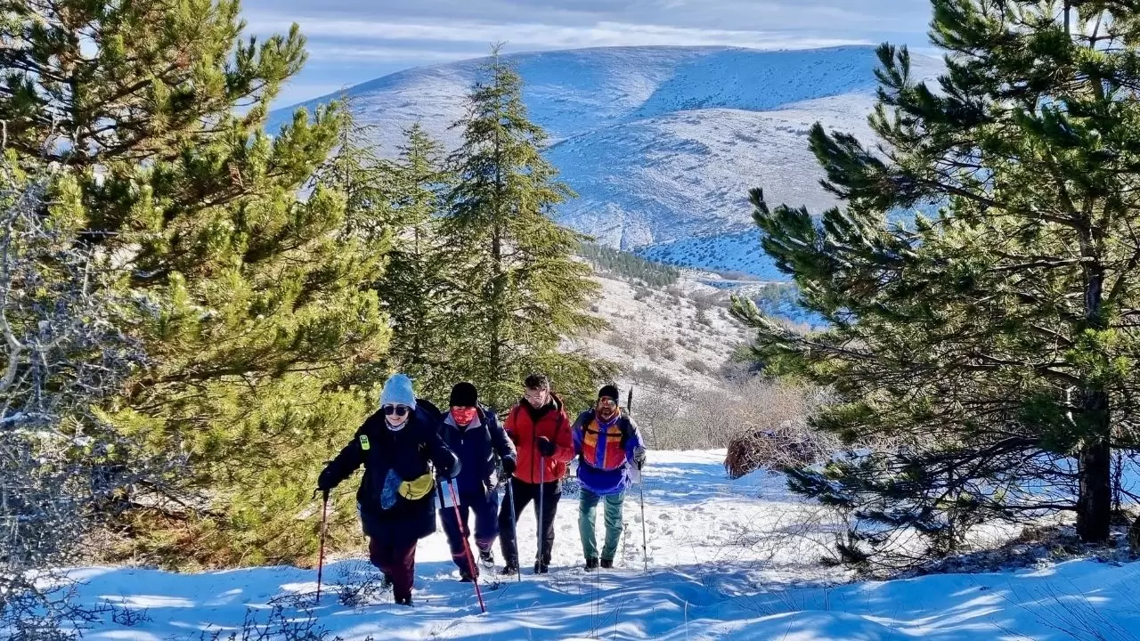 Kırşehirli dağcılar Kervansaray Dağı'na tırmandı 2