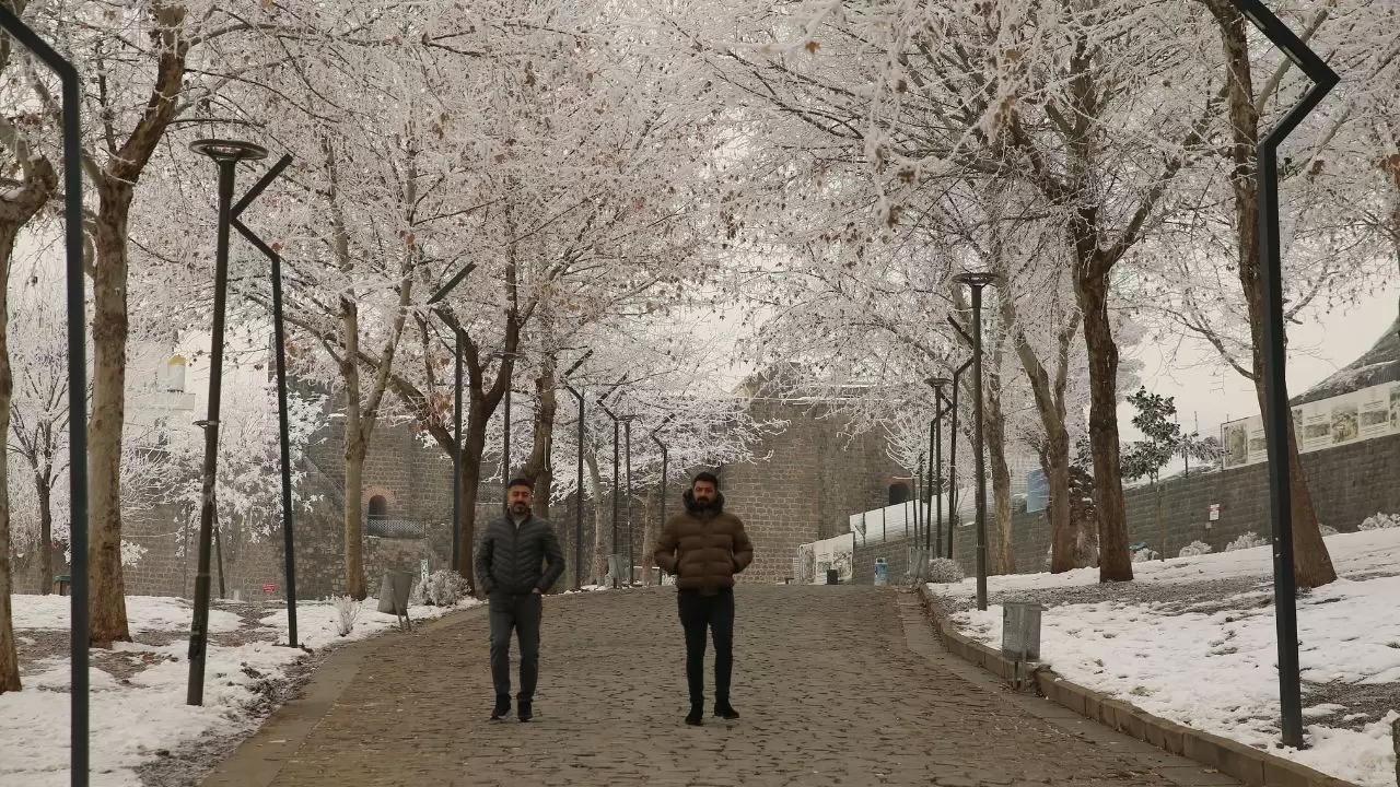 Diyarbakır’da görüş mesafesi metrelere düştü 6