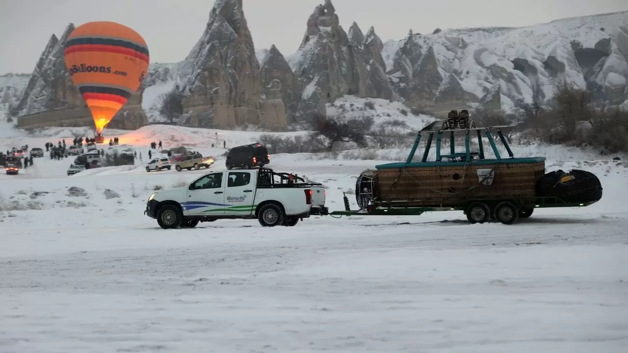 Turistlerin "balon" hayali yarına kaldı: Sivil Havacılık'tan iptal kararı geldi 2