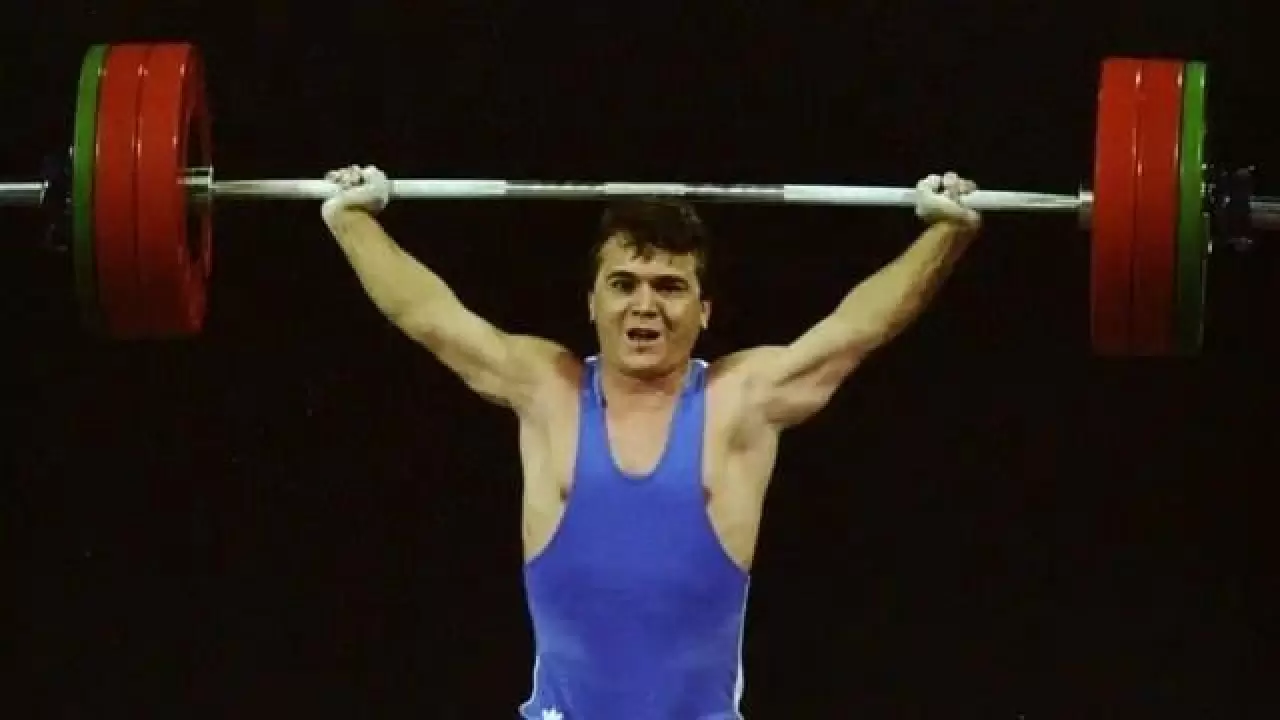 Dünyada sadece 3 sporcu başardı: Zirvedeki rekor 30 yıldır Türk’ün elinde 19