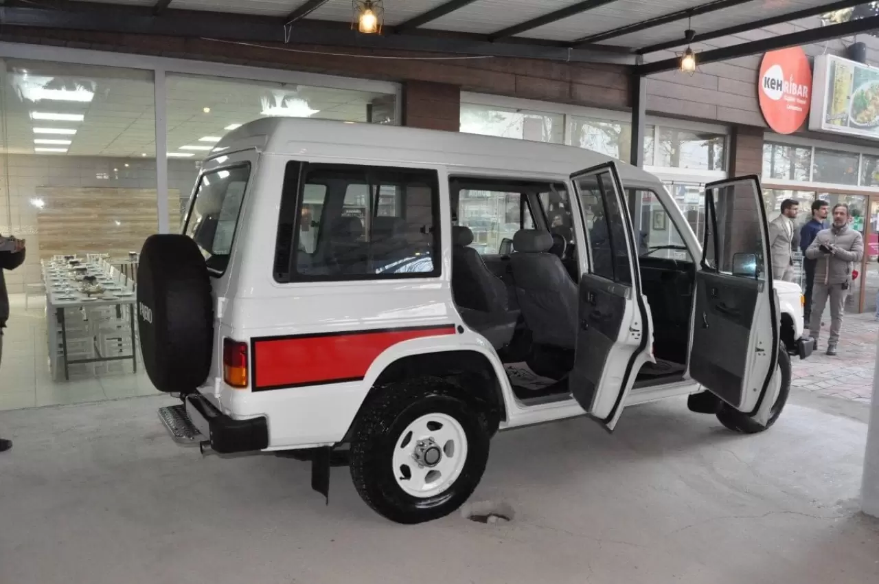 Tokat’ta anlamlı vefa: Efsane valinin oğlu, babasının makam aracını belediye hizmetine aldı 5