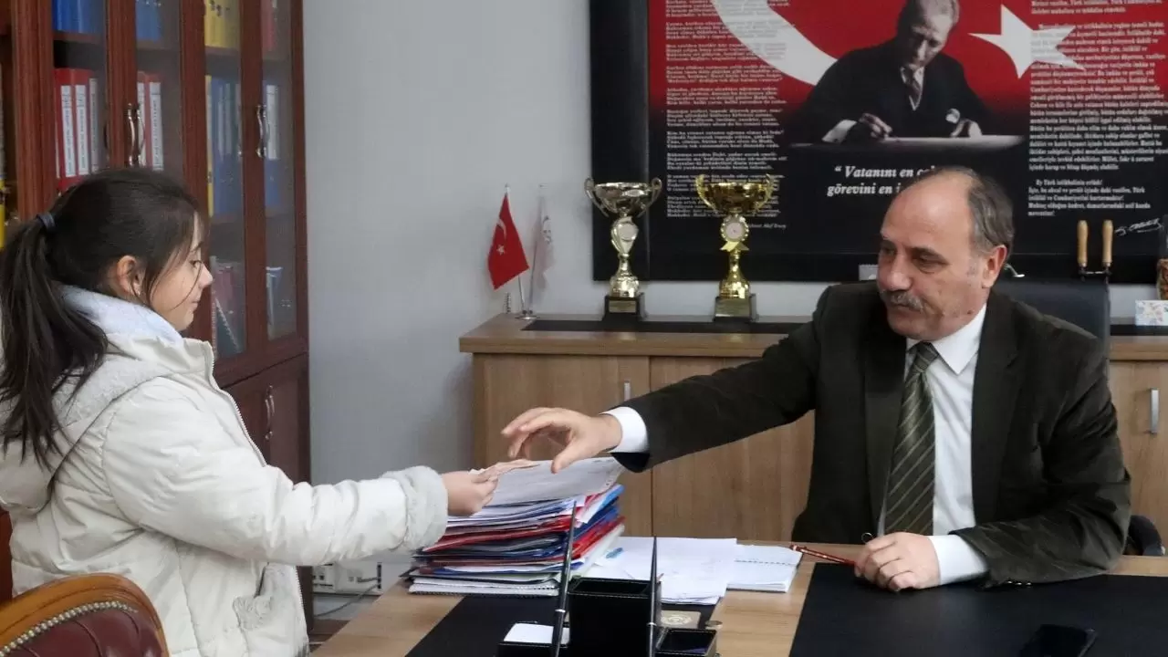 Bu okulda kayıp eşya sorunu tarih oldu: Sırrı ise sadece bir “Alkış” 3