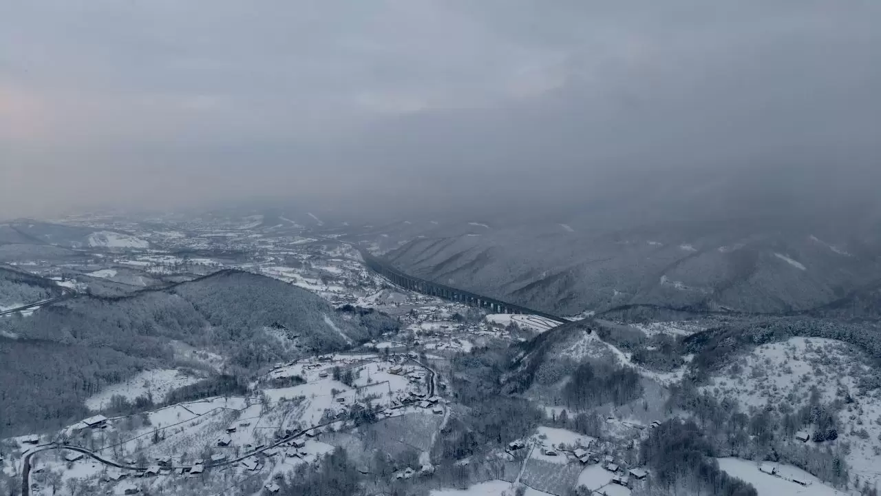 Bolu Dağı’nda kar etkisi: Ormanlar ve yollar aynı karede 1