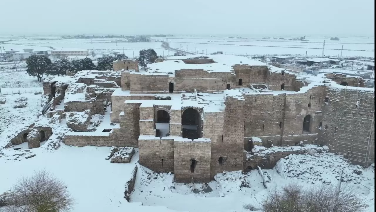 Harran’ın tarihi dokusuna kar rötuşu: İşte o görüntüler 6