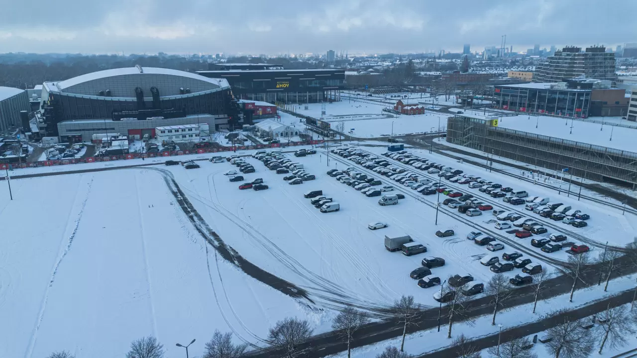 Hollanda’yı kış fırtınası vurdu! Ulaşım aksadı 3