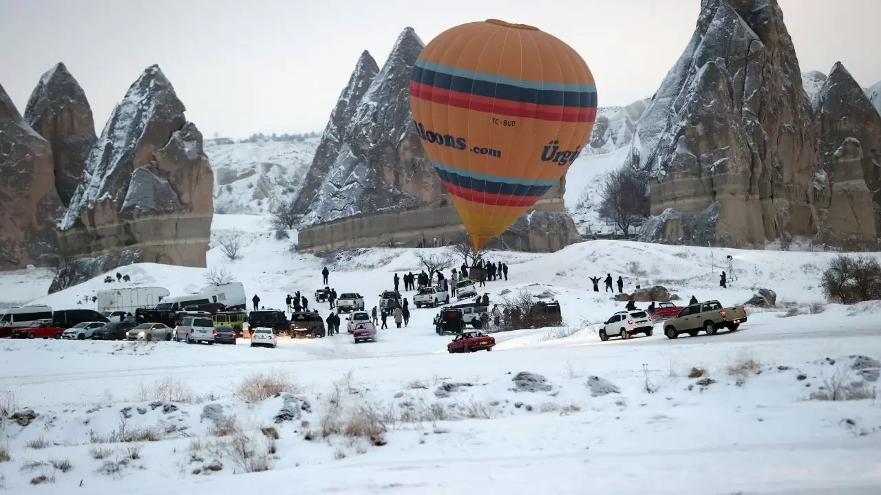 Turistlerin "balon" hayali yarına kaldı: Sivil Havacılık'tan iptal kararı geldi 1