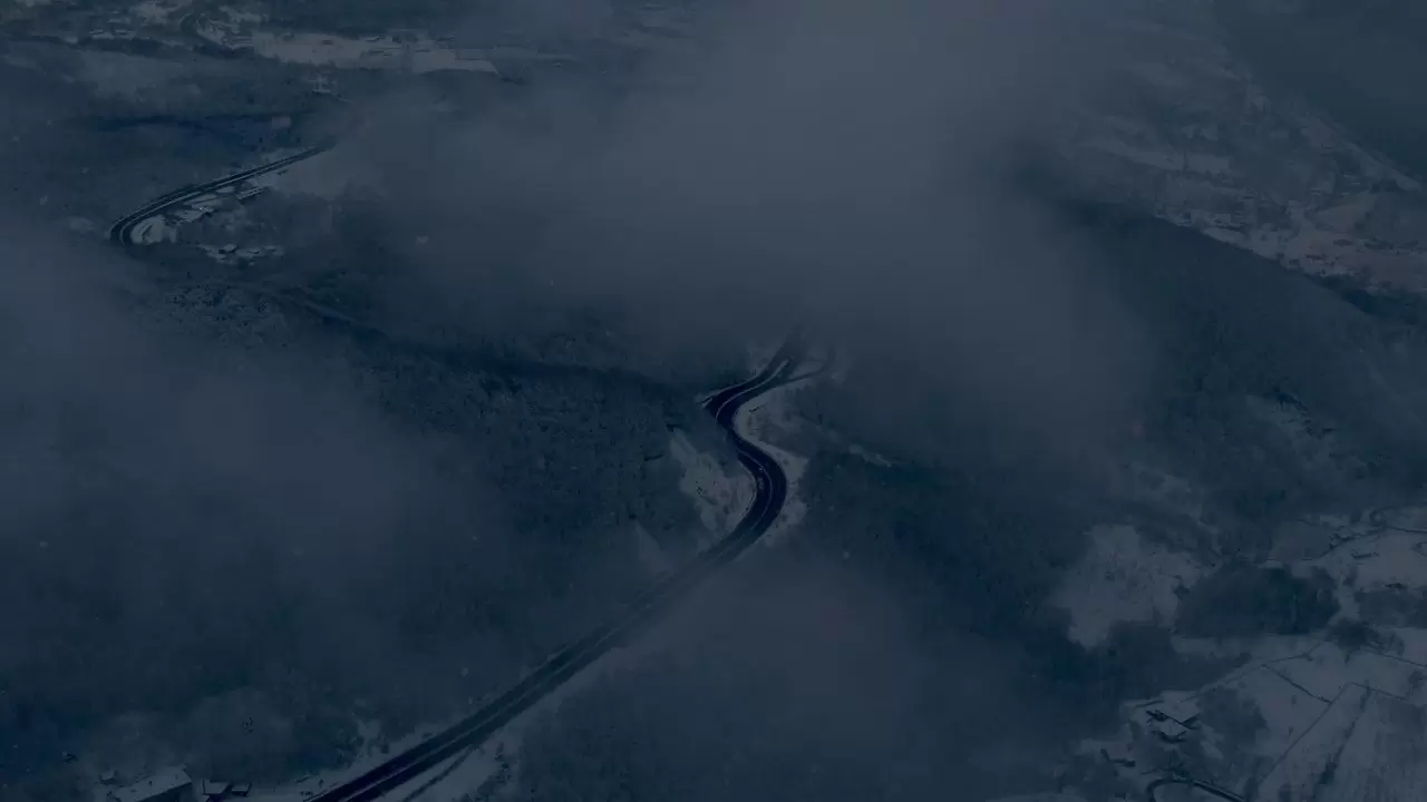 Bolu Dağı’nda kar etkisi: Ormanlar ve yollar aynı karede 5