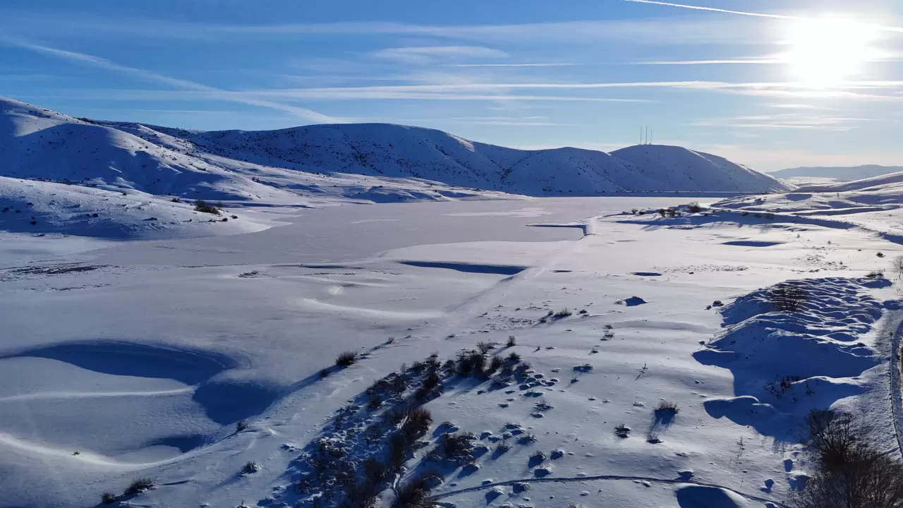 Yıldız Göleti tamamen dondu, ortaya kartpostallık görüntüler çıktı 3
