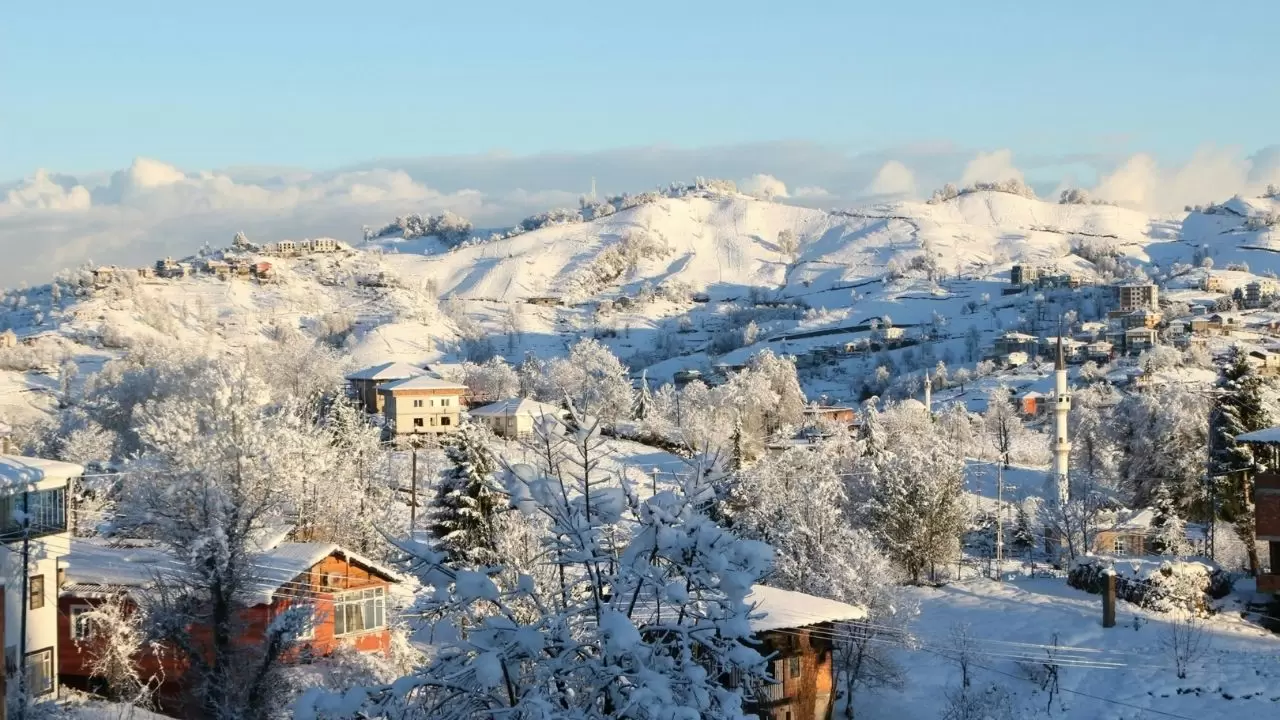 Türkiye alarmda! Kar ve fırtına geliyor, bu şehirlerde hayat duracak! 4
