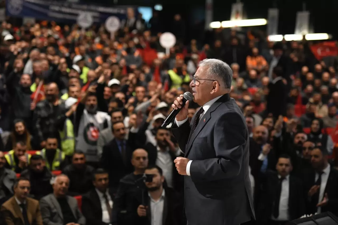 Başkan Büyükkılıç, çalışanların Toplu İş Sözleşmesi İmza Töreni’nde, sevinçlerine ortak oldu 1