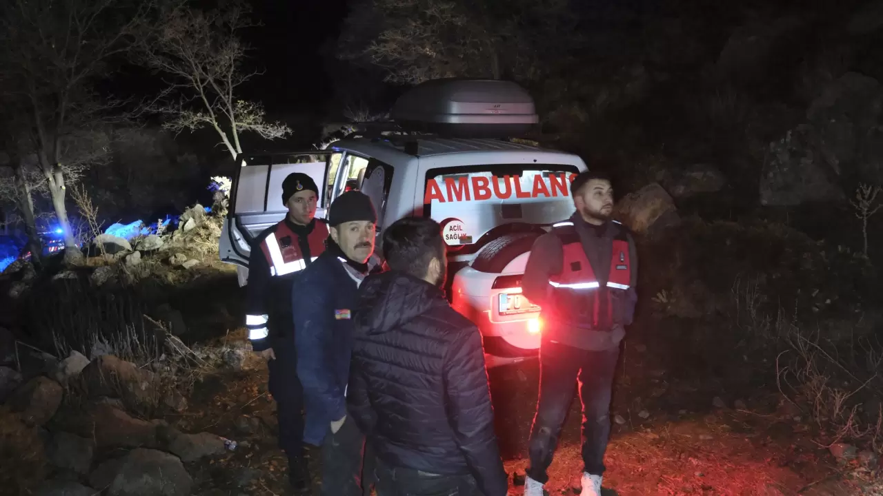 Sarnıçta mahsur kalan 3 kişi 4 saatte kurtarıldı! 7