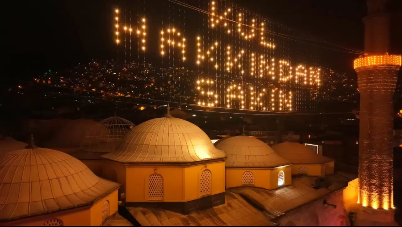 Asırlık gelenek yeniden Bursa semalarında! "Kul hakkından sakın" 2