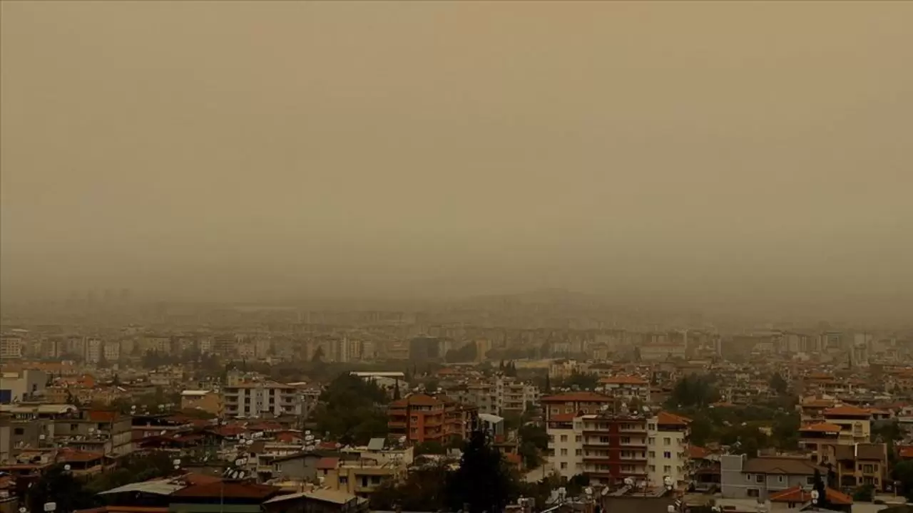 Kuvvetli sağanak ve fırtına geliyor! 8