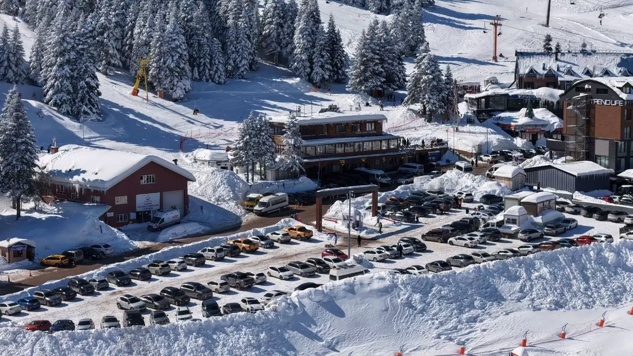 Oteller bölgesinde büyük yoğunluk yaşanıyor 2