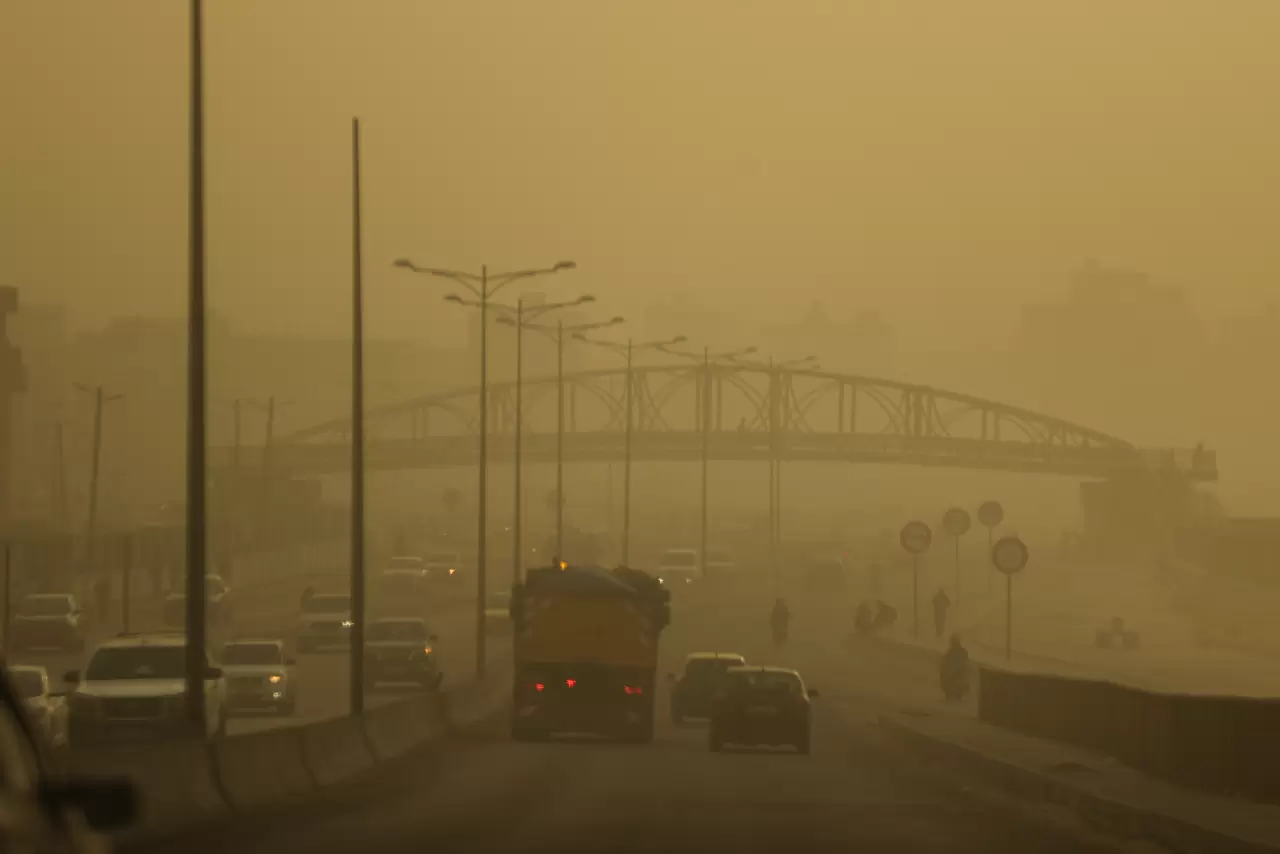 Sahra'dan gelen toz bulutu Senegal'i etkisi altına aldı 1