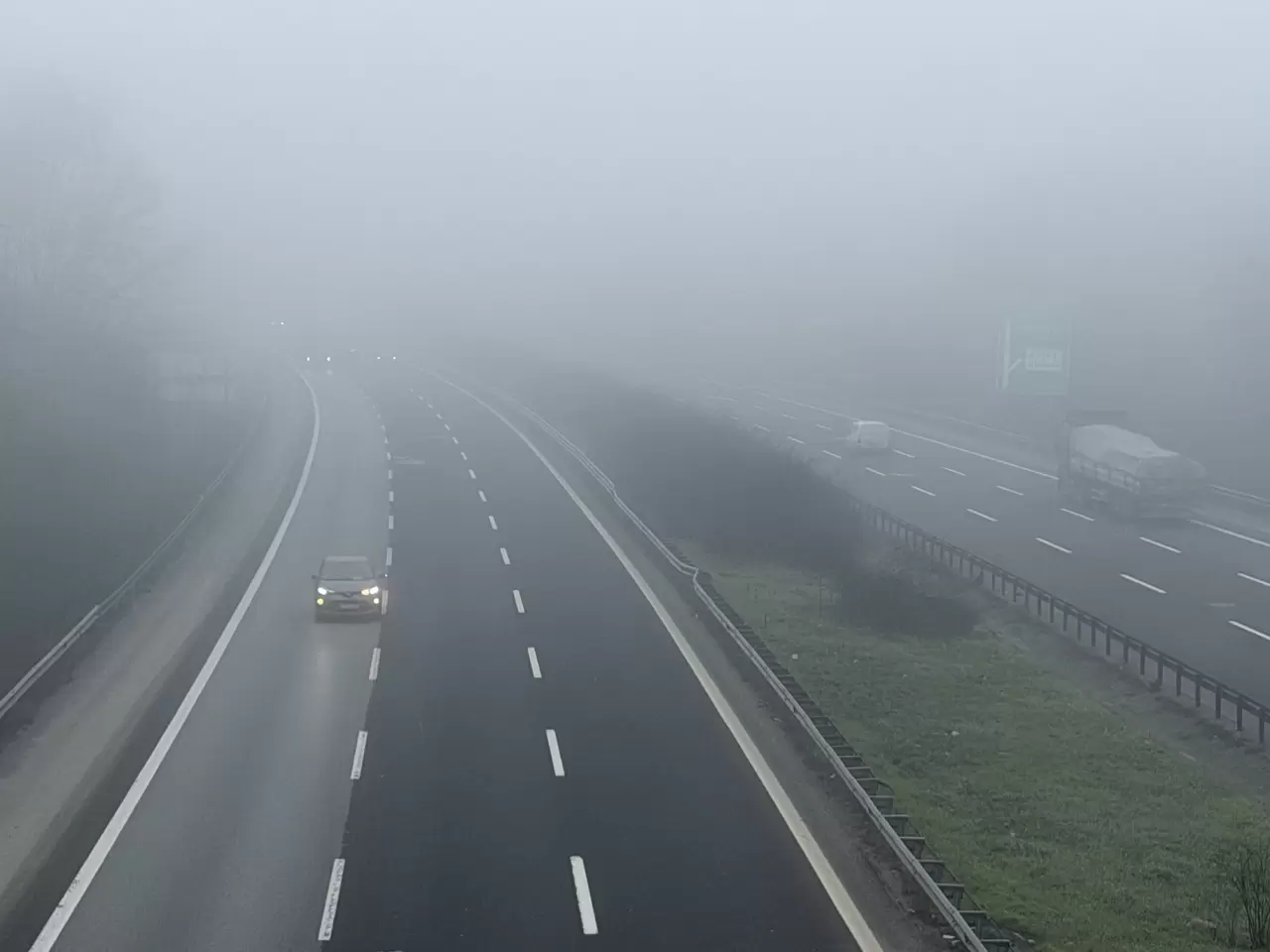 Bolu Dağı'nda sis alarmı! Görüş mesafesi 40 metreye düştü 2