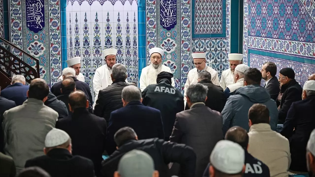 Arpaguş hatim duasıyla şehit yakınlarını teselli etti 2