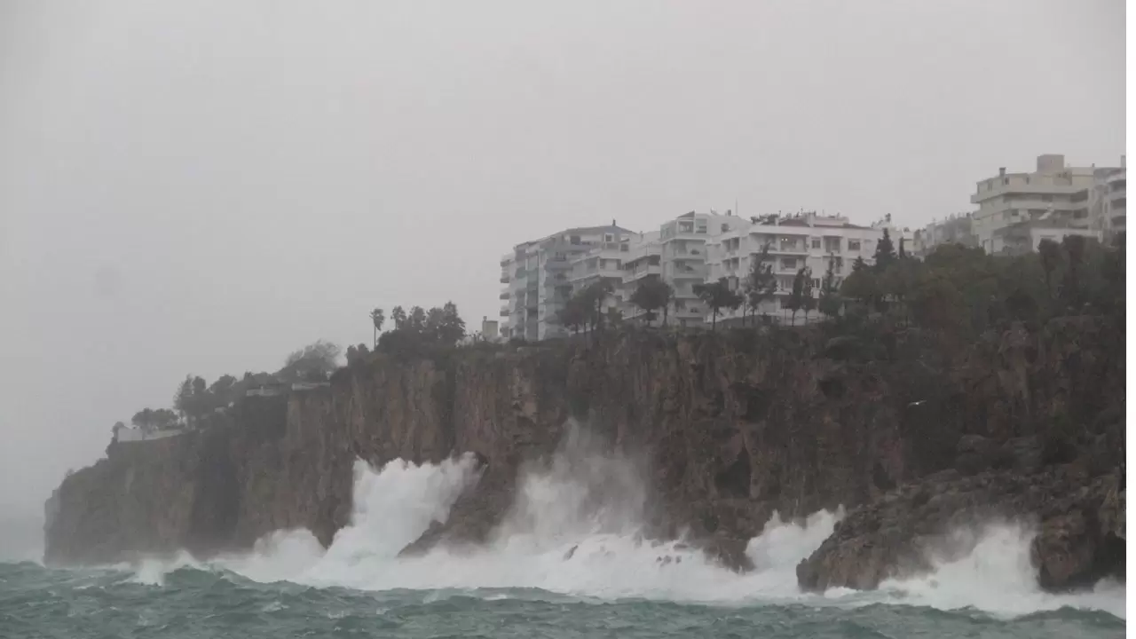 Fırtına, şiddetli yağış ve çığ tehlikesi kapıda 4
