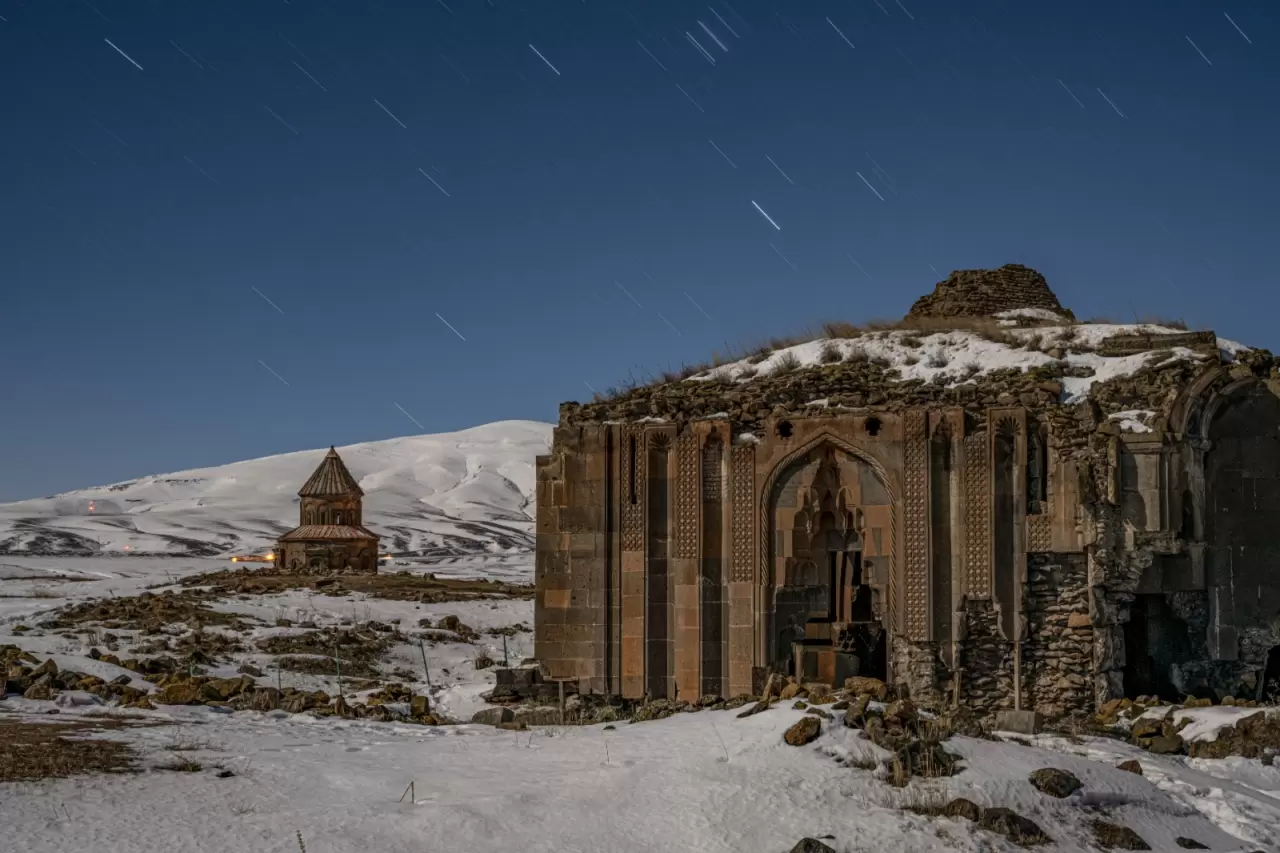Ani Ören Yeri beyaza büründü! Ebul Menucehr Camii böyle görüntülendi 4