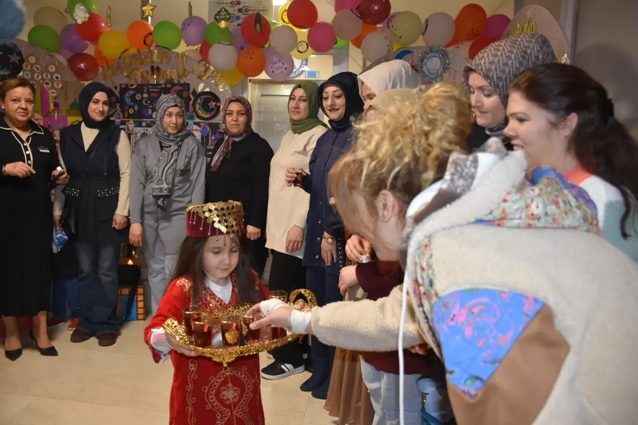 Gaziantep'te anasınıfı öğrencilerinden 'Hoş Geldin Ramazan' etkinliği 3