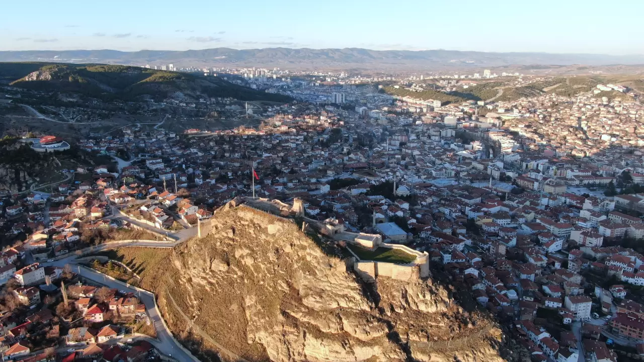 Osmanlı’dan günümüze ulaşan gelenek tarihi kalede yaşatılıyor 5