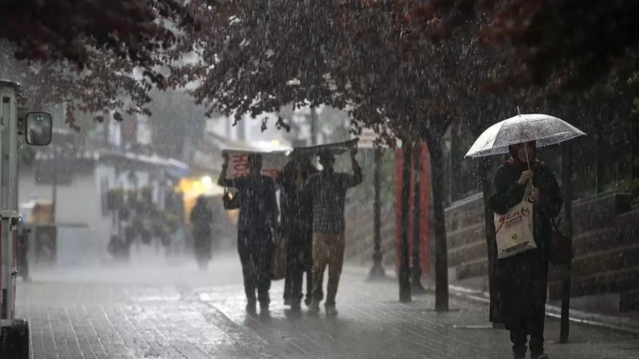 Birçok bölgede sağanak, kar ve fırtına etkili olacak 4