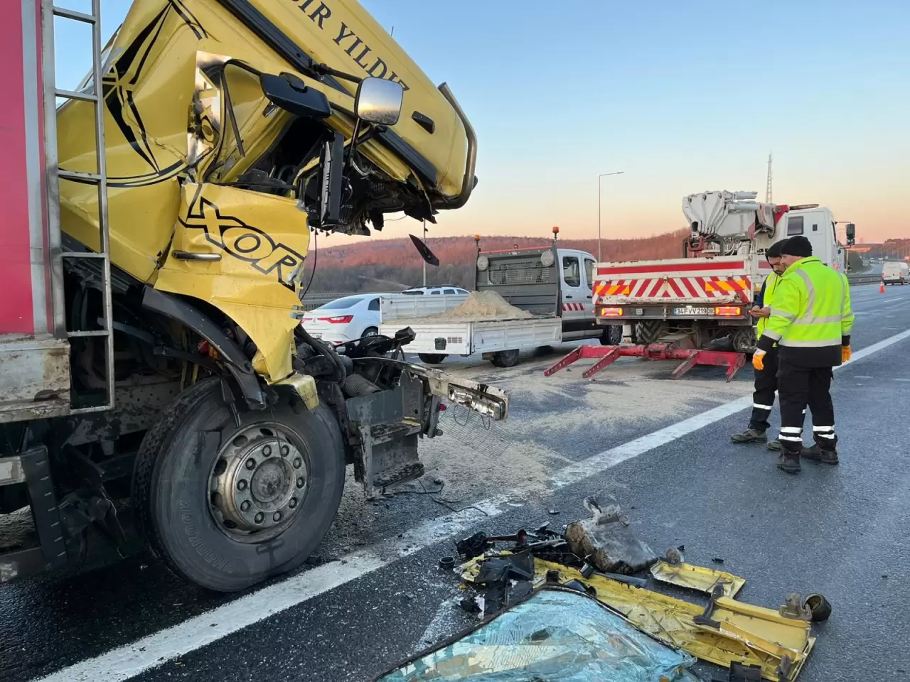 Edirne istikametinde trafik kilitlendi! 4