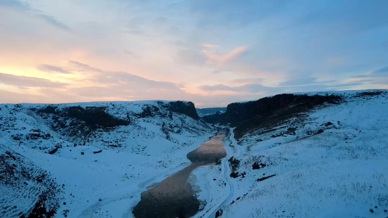 Beyaza bürünen Akyaka Kanyonu büyüledi! Ortaya kartpostallık görüntüler çıktı 4