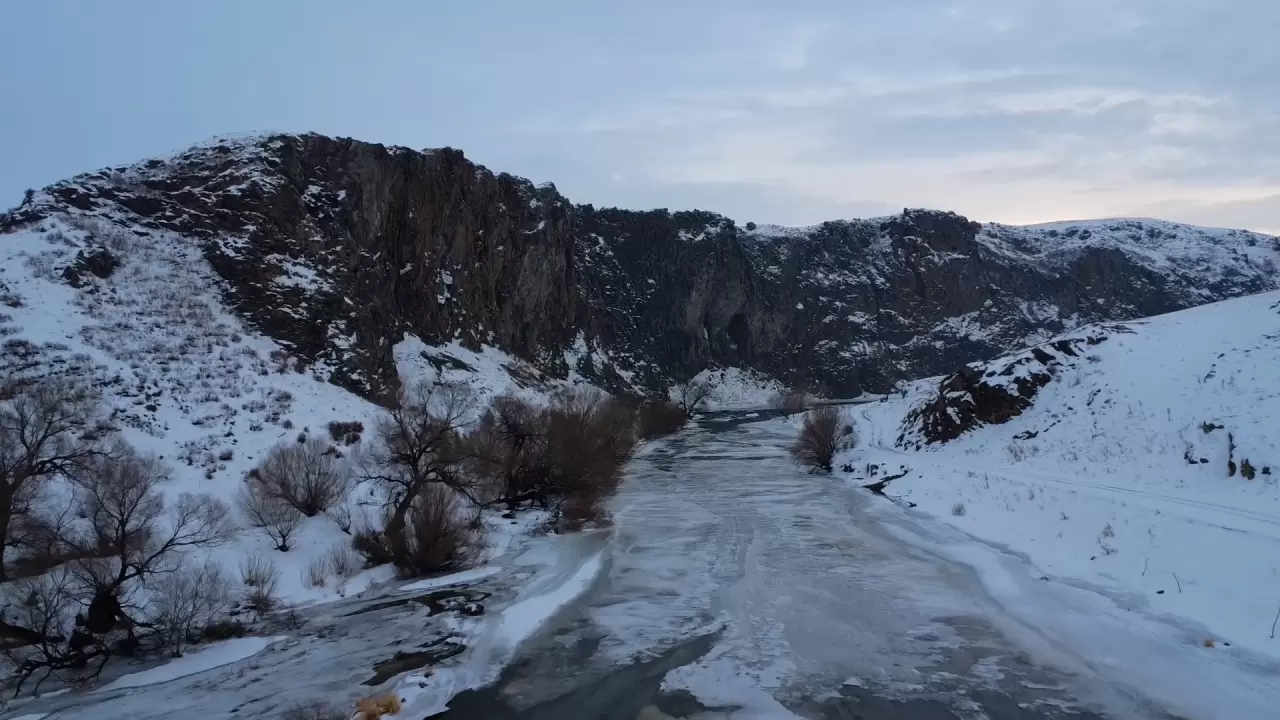 Beyaza bürünen Akyaka Kanyonu büyüledi! Ortaya kartpostallık görüntüler çıktı 2