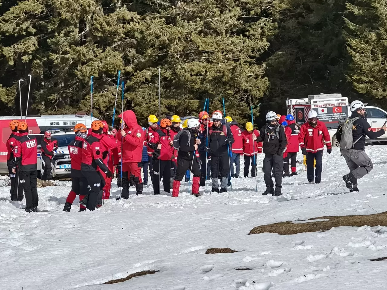 Çığ tatbikatı Giresun'da hayata geçirildi! Ekipler 3 çoban ve 50 hayvanı kurtardı 5