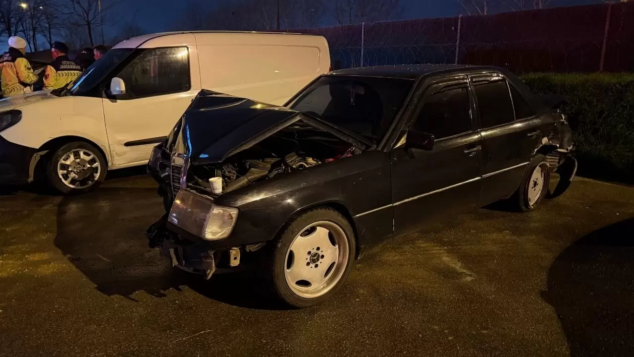 Sakarya'daki zincirleme kazada tır şoförü o anları anlattı 5