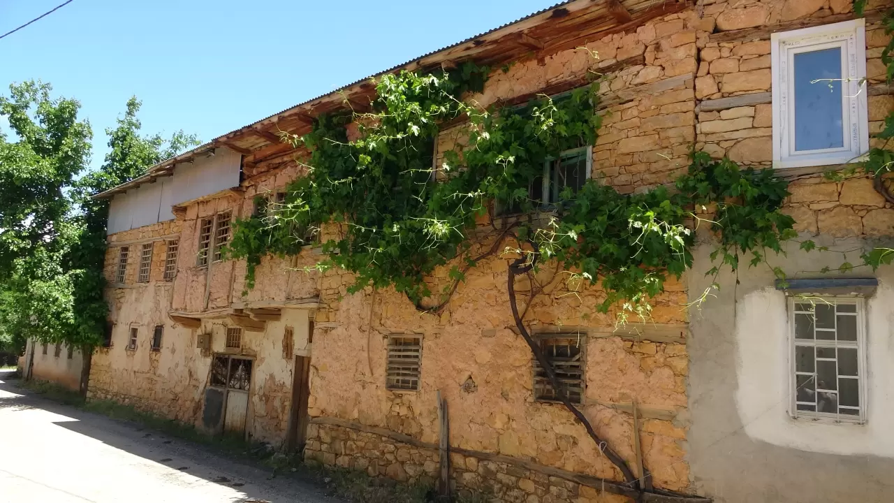 Sakin şehir unvanıyla tescilli yapılarla dolu saklı cennet: Arapgir 3