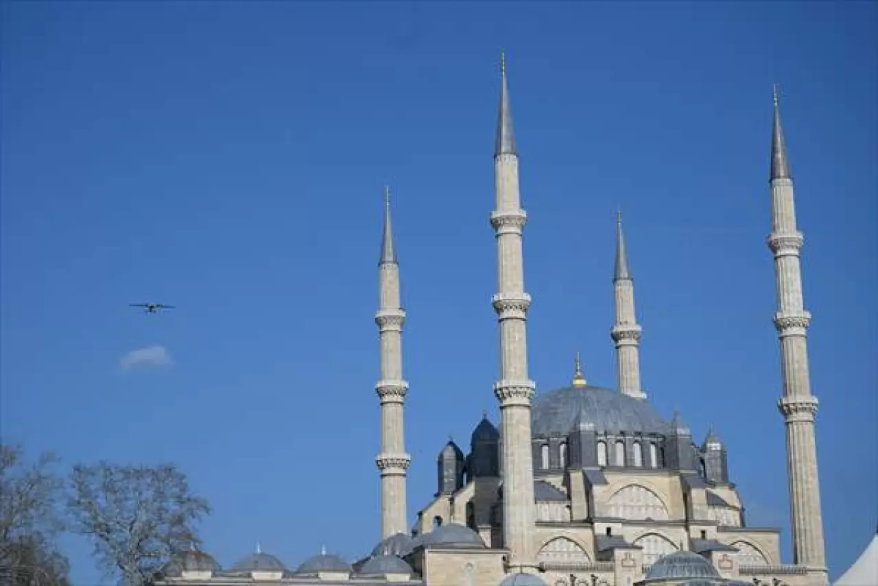 F-16'lar ve Bayraktar Akıncı göklerde! Edirne'de tören öncesi nefes kesen prova 7