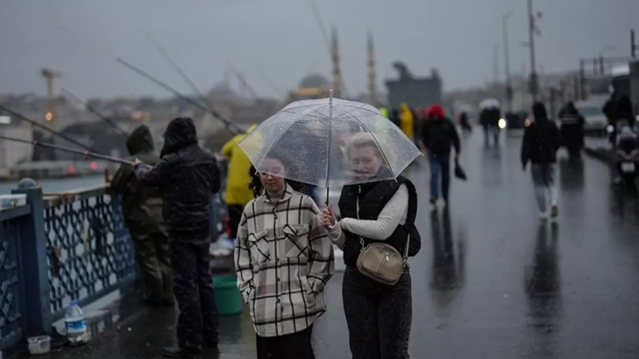 Marmara’da fırtına kopuyor, Doğu’da kar kapıda! 6