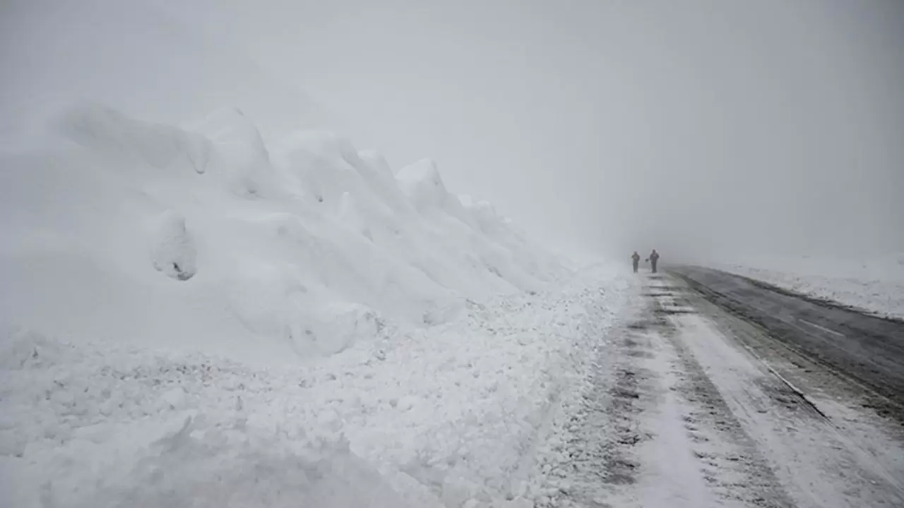 Marmara’da sis, Doğu Anadolu’da don ve çığ tehlikesi 6
