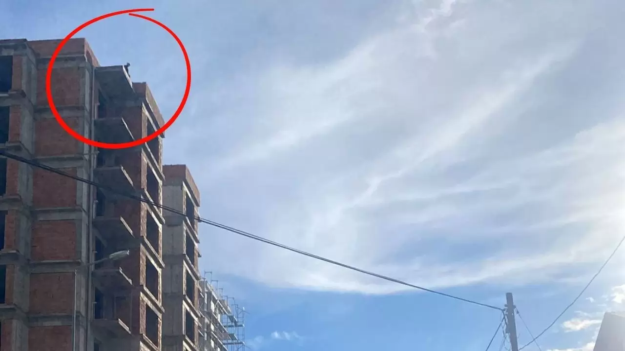 Eşi telefonu açmayınca 9. kata çıktı, ikna hattı 2 saat sürdü! 7