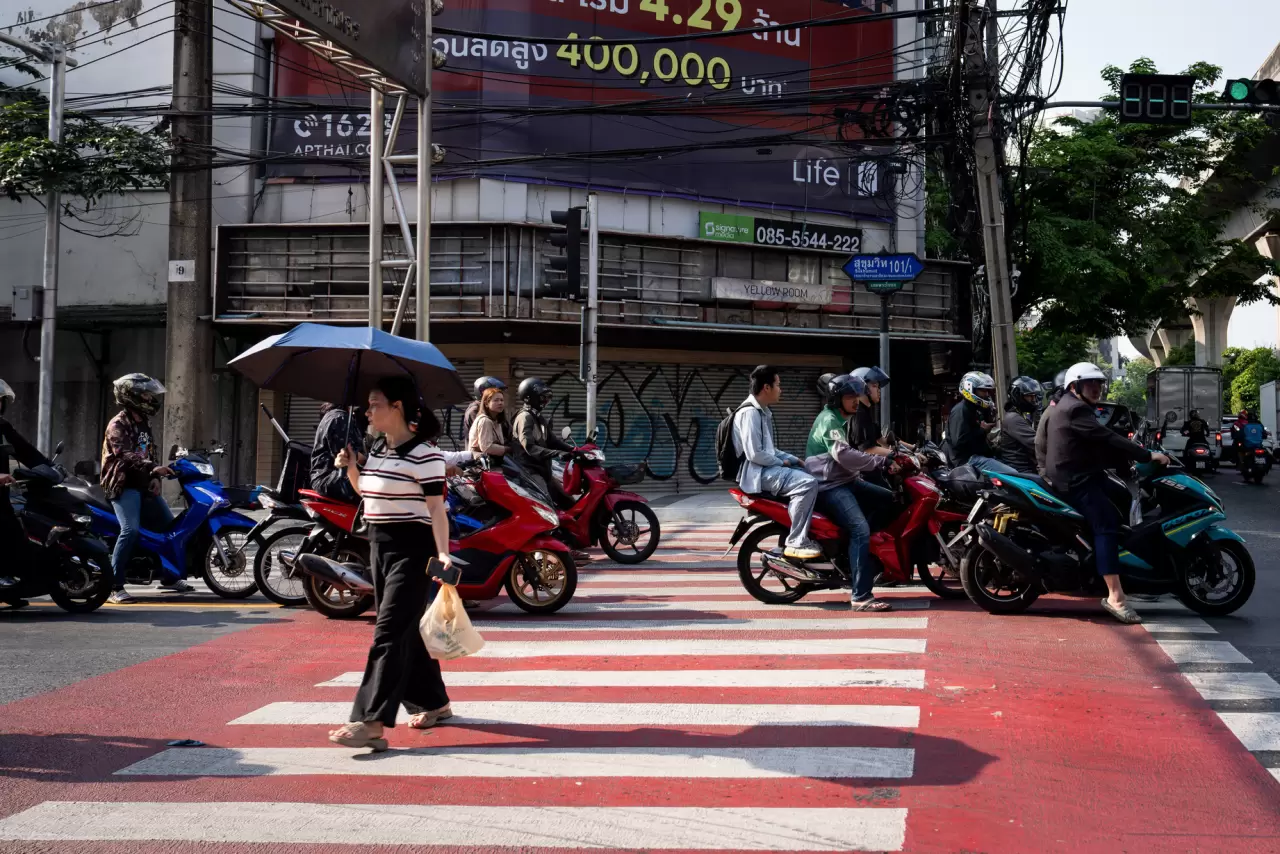 Akaryakıt fiyatları o ülkede bir gecede fırladı: İstasyonlarda kuyruklar oluştu! 3