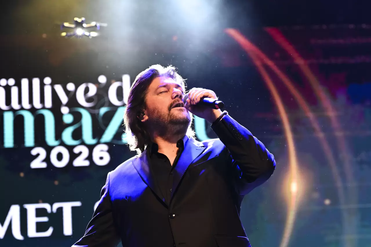 Sanatçı Ahmet Şafak'tan Ankara'da dev konser 3