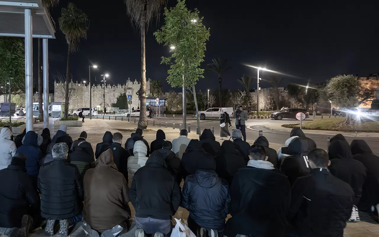 İsrail, Kadir Gecesi’nde de Mescid-i Aksa’yı Müslümanlara kapattı 11