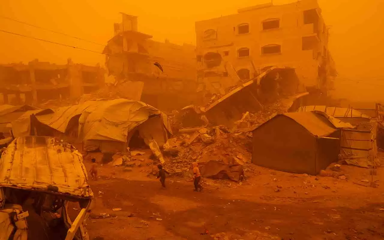 Gazze'yi bu kez de kum fırtınası vurdu! 18