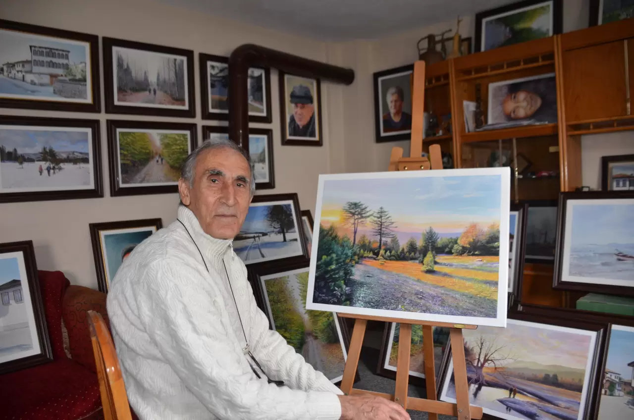 55 yıldır en yakın arkadaşı resim tuvali oldu! Atölyesini kurdu 5