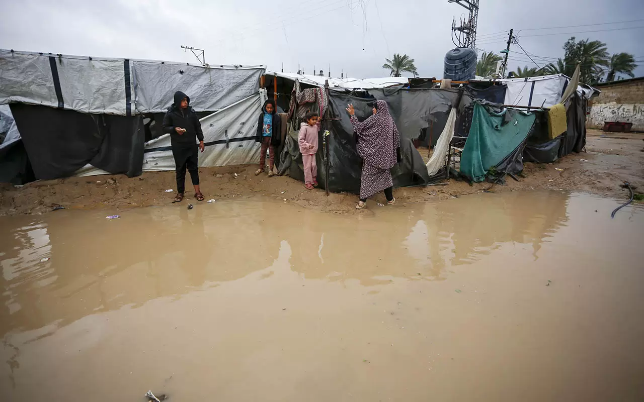 Filistinlileri bu kez sel vurdu! Gazze'de yürek sızlatan görüntüler... 18
