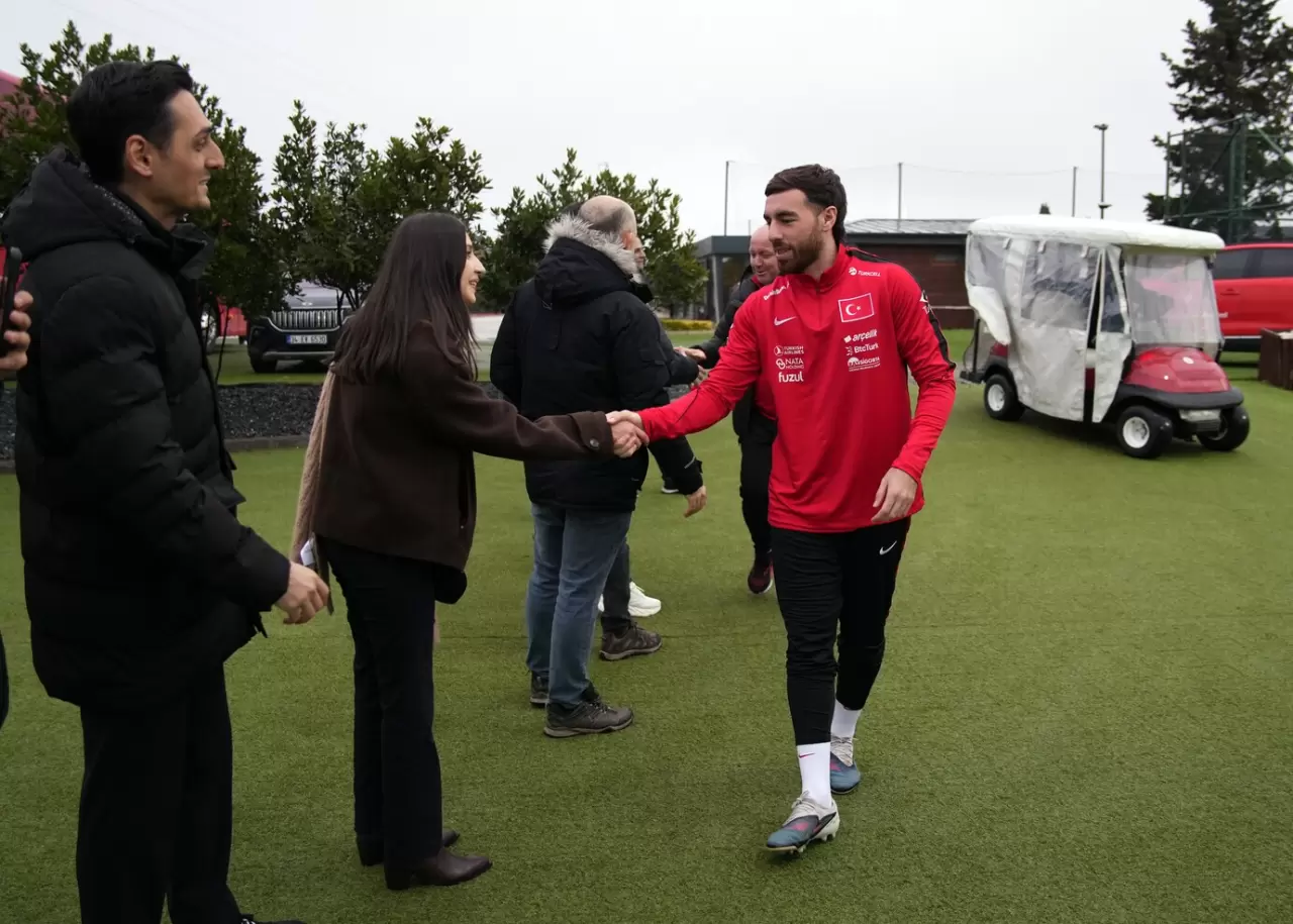 A Milli Takım, Romanya maçı öncesi antrenman yaptı! Hedef Dünya Kupası 3