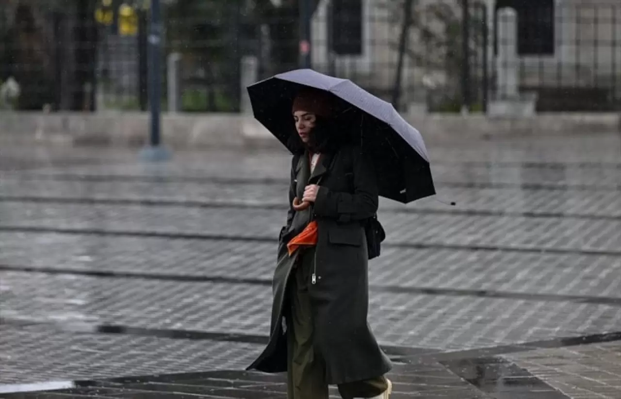 Bahar geldi ama güneş yok: Türkiye genelinde sağanak uyarısı 3