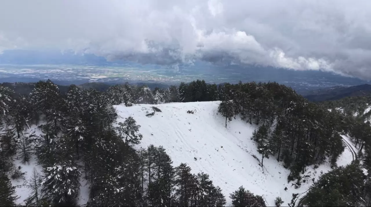 Mart sürprizi! Paşa Yaylası kış manzarasına büründü 4