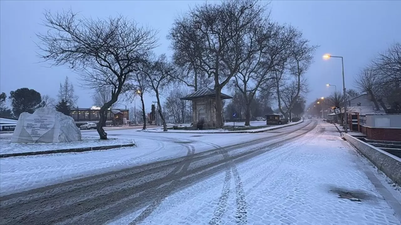 40-60 km hızla esen rüzgar ve kuvvetli yağış kapıda! 6